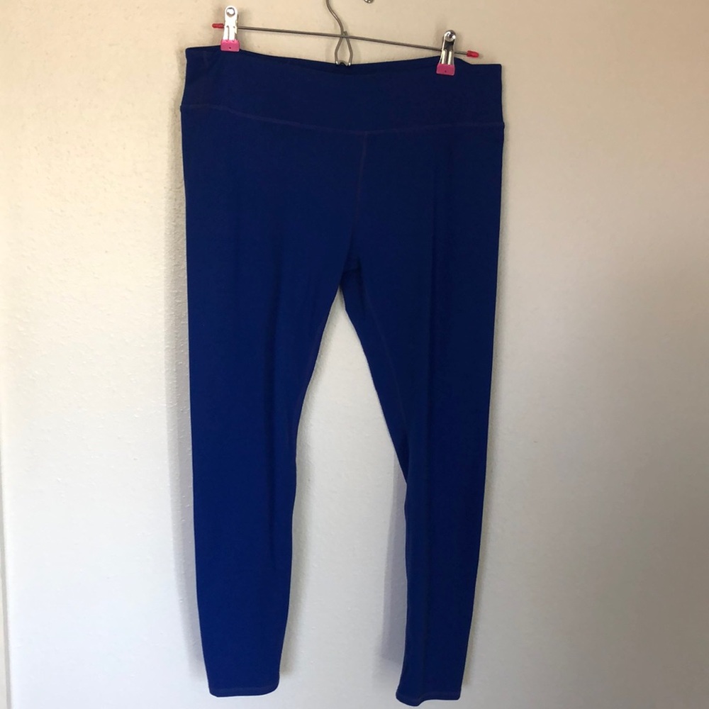 Fabletics Blue Workout leggings!